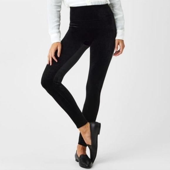 Spanx Black Velvet Leggings Size Large Ankle Length Minimalist Capsule Wardrobe - Picture 1 of 11